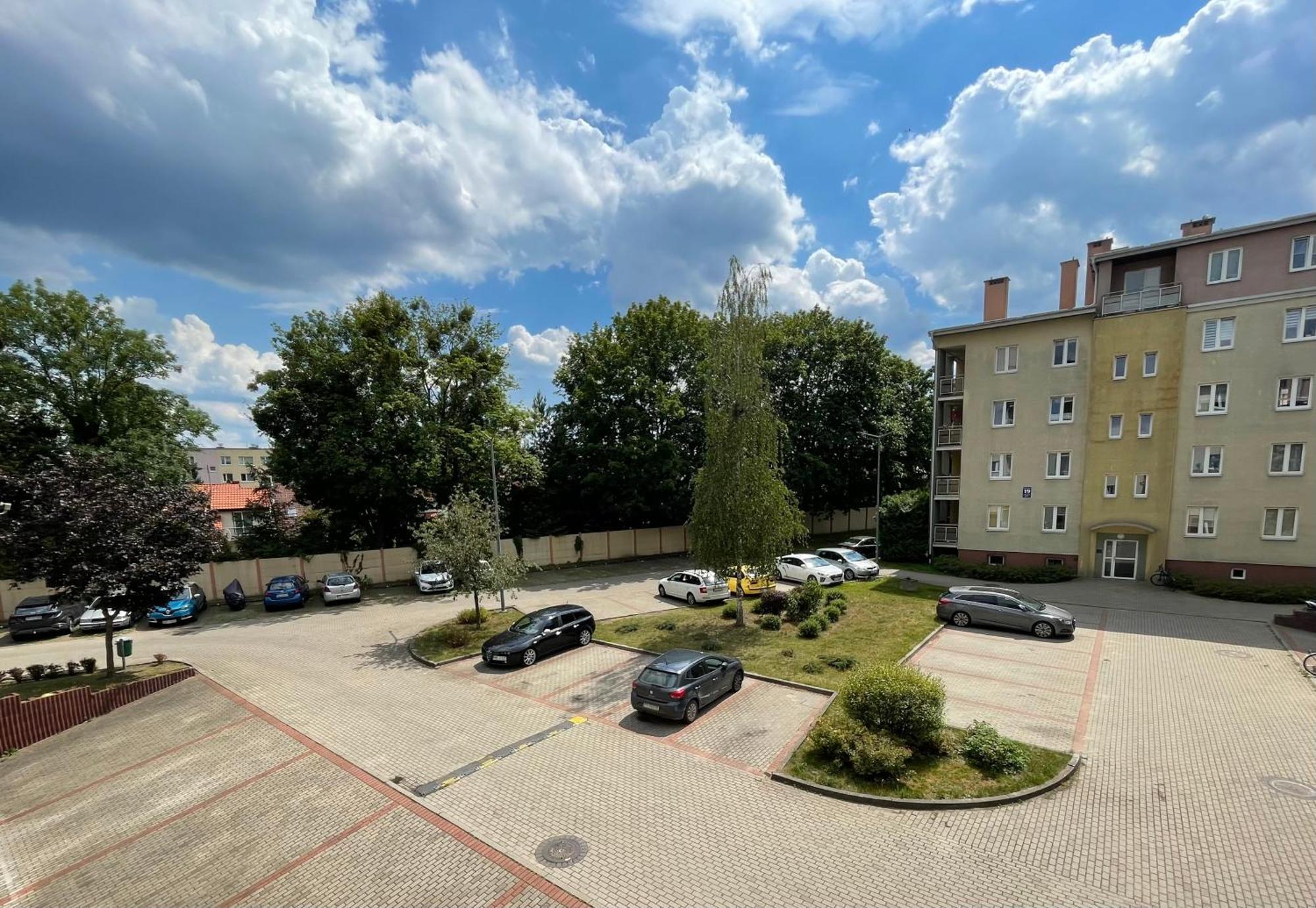 Przy Warszawskiej Centrum - Parking *